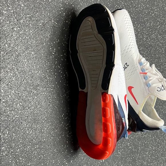 Nike Air Max 270 White and Red Athletic Shoes - Picture 3 of 3